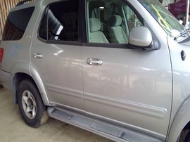 2002 TOYOTA SEQUOIA, SILVER, SR5 MODEL, AT ,2WD,   Z26308